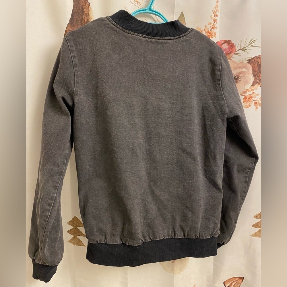 Small Gray Bomber Jacket​​​ - Picture 4 of 9